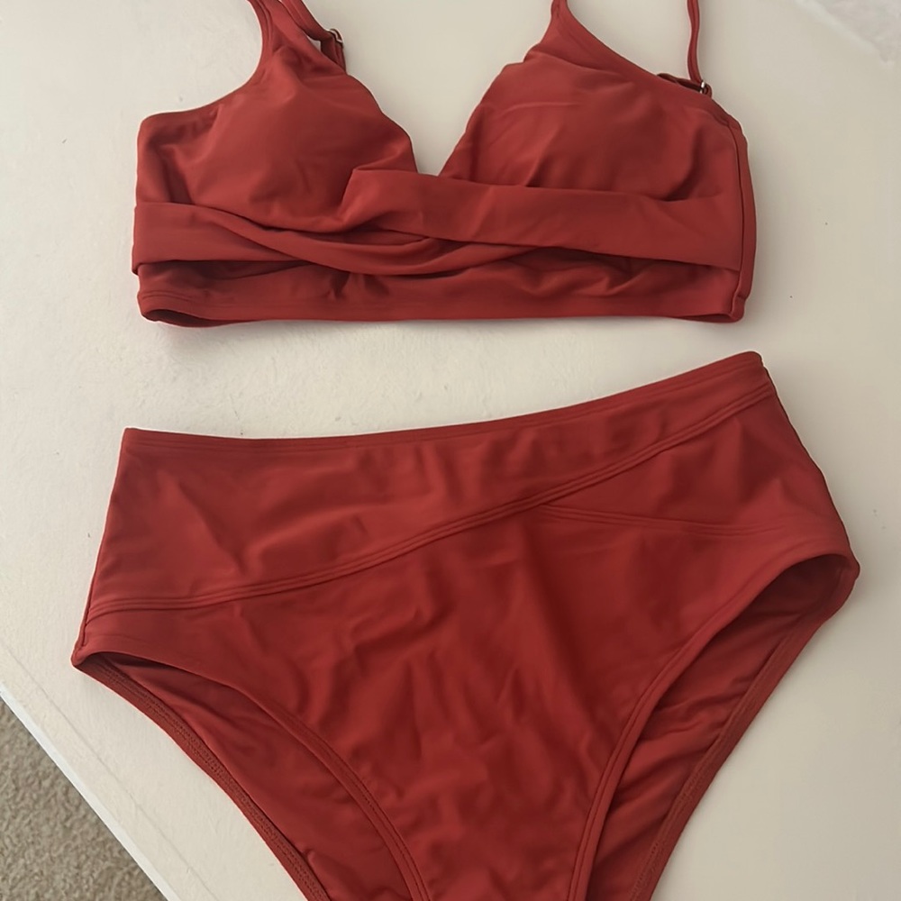 Cupshe high waisted bikini.